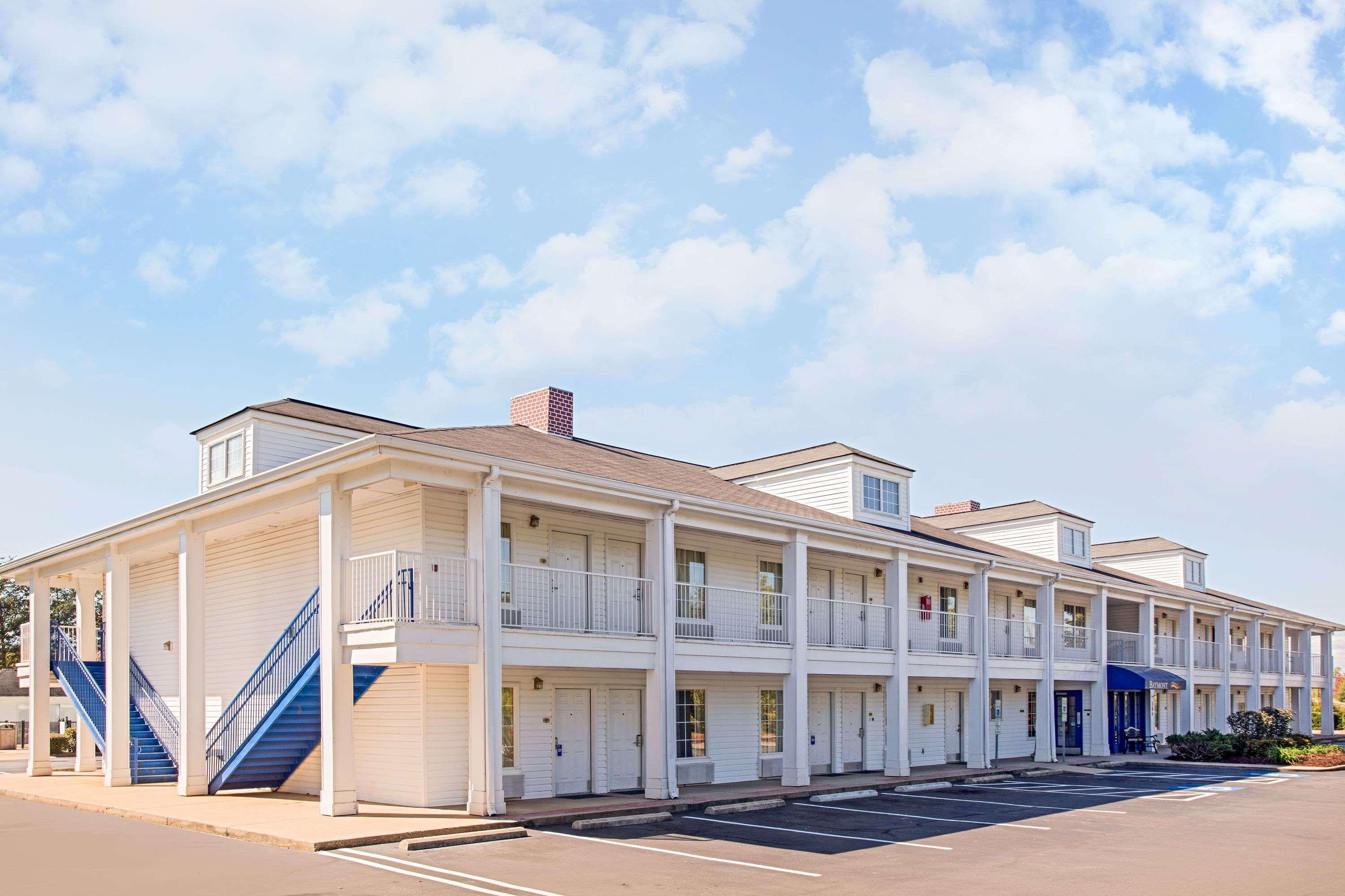Baymont By Wyndham Forest City Εξωτερικό φωτογραφία